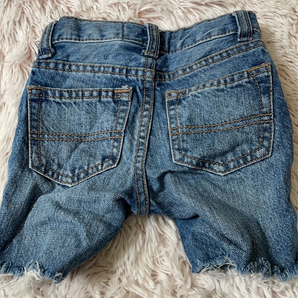 Baby cut off shorts - Picture 2 of 2
